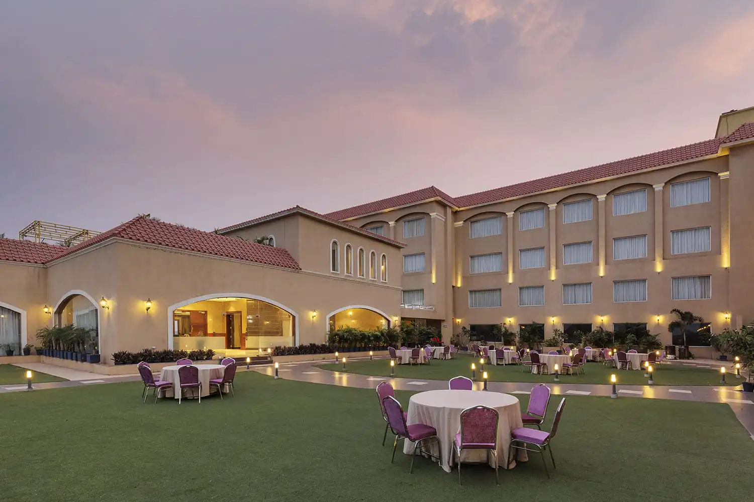 Best Wedding Destination Hotel and Resort Near Maharashtra